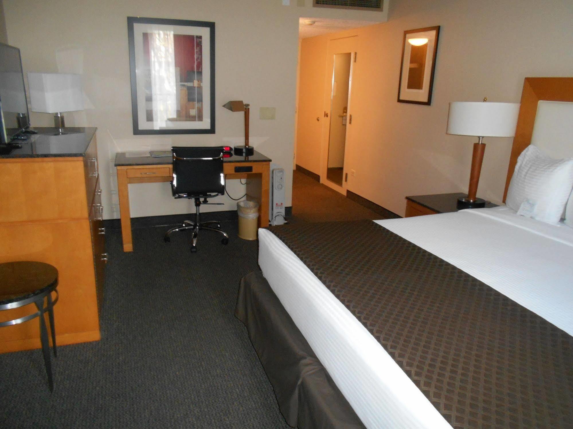 Red Lion Inn & Suites Olympia, Governor Hotel Dış mekan fotoğraf